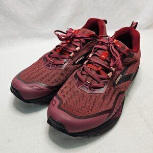 Brooks Cascadia 15 Burgundy Red Athletic Running Shoes Sneakers Womens Size 11.5
